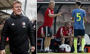 Former football player for fc utrecht, feyenoord. Gn1eac2hc2mbfm