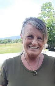 Cindy Ezel Singleton Yeary, 60