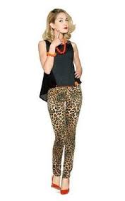 Resultado de imagem para look da mercedes lambre