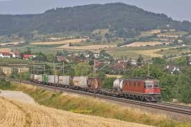 You might want to think about one of these. Re 6 6 11601 Wolhusen Train Multimodal A Frick La Tete De Flickr
