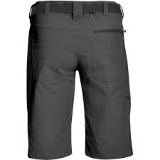 Sie besteht aus hochwertiger, hautsympathischer baumwollqualität. Maier Sports Nil Bermuda Shorts Herren Campz De