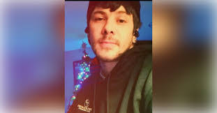 Jesse Thorp's Instagram, Twitter & Facebook