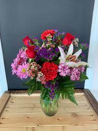 Fresno, ca local florist providing featured gifts & flowers at flowers etc., our festive flower arrangements will brighten any room. Rose Garden Bouquet In Fresno Ca D L Roses