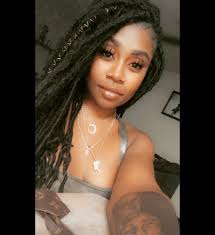 Good morning or Goodnight 🤔😏🤷🏾‍♀️