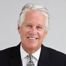 Stephen Cole's Instagram, Twitter & Facebook