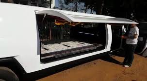 Crime levels have been attributed to poverty, problems with delivery of public services, and wealth disparity. Fj Cruiser Wing Hearse Inaction Funeralcar Co Za