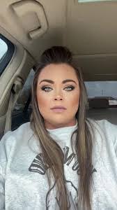 Alicia Weeden's Instagram, Twitter & Facebook