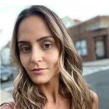 Mara Marshall's Instagram, Twitter & Facebook