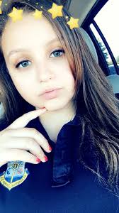 Courtney Flor Singer