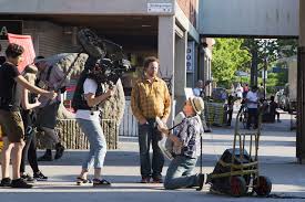 An autobiographical feature film by and with uje brandelius, directed by feature debutant henrik schyffert. Spring Uje Spring Filminspelning