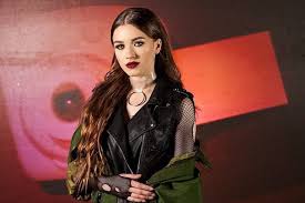 In the palm of your hand, from ioana ignat and edward sanda i will sign up ioana 💝, again 😁 edward sanda was signing edward. Ioana Ignat