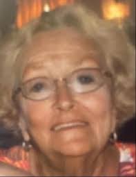 Mary Durham's Instagram, Twitter & Facebook