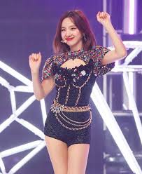 Twice Nayeon S Stalker Is Back Allegedly Threatens To Kill Her If She Dates Anyone Else The best gifs for nayeon. allegedly threatens to kill her