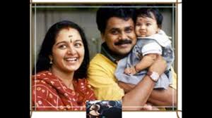 Manju warrier is an indian film actress and dancer who predominantly works in malayalam films. Manju Warrier Family Photos Friends Relatives Income Net Worth Cars Houses Lifestyle Youtube