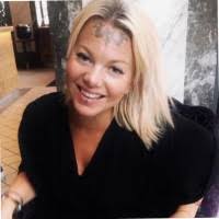 Sandra Novak's Instagram, Twitter & Facebook