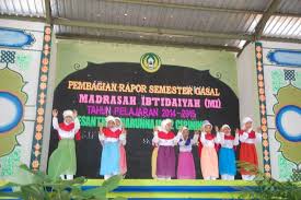 Assalaamu'alaikum warohmatullaahi wabarokaatuhalhamdulillah, alhamdulillahirobbil 'alamiin, wabihii nasta'iin, 'alaa umuriddunyaa waddiin, wassholaatu wassalaamu 'alaa asyrofil anbiyaa'i wal mursaliin sayyidina muhammadin wa 'alaa aalihi washohbihi 'ajmaiin. Safari Ramadhan Perkuat Ikatan Kemasyarakatan