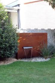 Muro Wasserwand In Cortenstahl Mit Wasserschutte Agua Wasserobjekt Gartenbrunnen Brunnen Wasser Corten C Wasserwand Cortenstahl Gartenbrunnen
