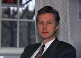 From Anarchy to Enlightened Absolutism? Sverre Lodgaard