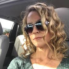 Tami Derose's Instagram, Twitter & Facebook