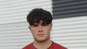 El lateral Sergio Prieto acuerda su renovación con el Estradense