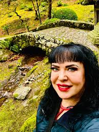 How to manage fibromyalgia symptoms and find effective treatment?