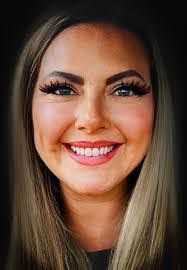 Kelsey Aitken's Instagram, Twitter & Facebook