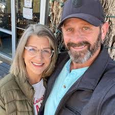 Stephanie Neu's Instagram, Twitter & Facebook