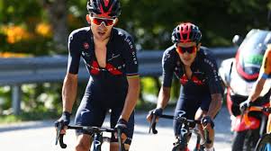 Michal kwiatkowski ganó la etapa 18 del tour de francia en el último día de alta montaña en los alpes al final fueron los dos del ineos, carapaz y kwiatkowski, quienes brillaron en el final. La Historia De Richie Carapaz Y Michal Kwiatkowski Continua En El Tour De Francia Hasta Con Hectareas De Terreno El Comercio