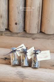 Ada sebuah cerita dimana matahari mengalami kegundahan akan apa yang dirasakan, memberi sinar tentu adalah tugasnya, namun sesekali dia merasa ingin. Bottle Souvenir Biji Bunga Matahari Biji Kopi Bunga Matahari