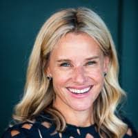 Deanne Carter's Instagram, Twitter & Facebook