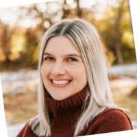 Catherine Keys's Instagram, Twitter & Facebook