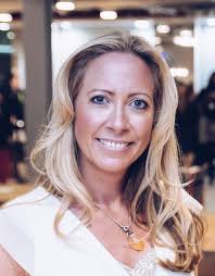 Book Abigail Barnes_International Speaker