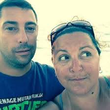 Crystal Hettinger's Instagram, Twitter & Facebook