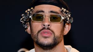 The puerto rican trap star heated things up on social media when he shared a video of himself dressed in drag — for his yo perreo sola music video — passionately kissing berlingeri. Bad Bunny Sets The Record Straight On Marriage Rumors Exclusive Entertainment Tonight
