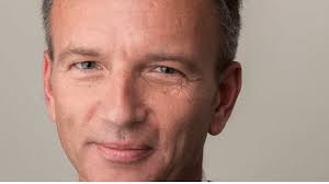 Benoit Felix GEM PGE 1989, becomes Chairman of the Cegos Group.