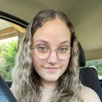 Alexandra Spitz's Instagram, Twitter & Facebook