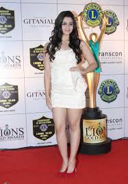 Milky Hot Thighs Legs Of Indian Celebs Alia Bhatt At Lions Gold Awards Alia bhatt made a sensational debut with karan johar's film, student of the year.