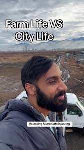 Which one do you prefer? From the peaceful fields to the bustling streets,  both have their charm. Which one speaks to you? #FarmLife #CityLife  #UrbanVsRural #PeaceVsPace #AbbotsfordLiving