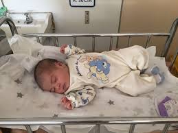 Pareja guayanesa tiene su primer descendiente en diáspora chilena