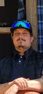 Elizabeth Lemieux's Instagram, Twitter & Facebook