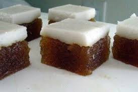 Talam Ubi Kayu Atas 2 Cwn Ubi Kayu Tlh Diparut Halus 1 2 Buku Gula Melaka 1 2 Cwn Air Masak Utk Dp Indonesian Desserts Asian Desserts Traditional Cakes