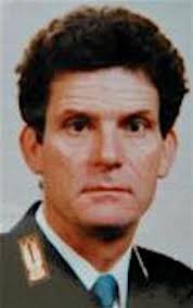 La generosa Associazione collepassese della Polizia di Stato che da 8 anni  fa vigilanza scolastica