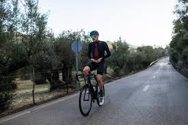 Is the echelon bike as good as the peloton bike? I7a3o7e Echelon Light Jacket Isadore