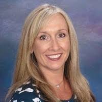 Lora Mueller's Instagram, Twitter & Facebook