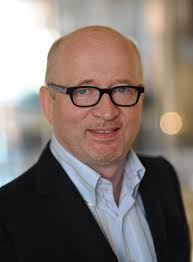 Prof. Dr. Michael J. Strobel, Germany Clinical Experience ACL  reconstructions > 7500 since 1985  ACL revisions > 2600 since 1987  PCL  reconstructions > 1800 since 1986  Arthroscopic surgeries > 25000 since  1984 Development