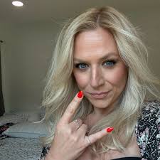 I hate memes like this. Viscerally hate them. I listened to an interview  Terry Gross did with Padma Lakshmi (of Top Chef) last year. I try to think  of something she said