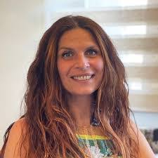 Anna Previte's Instagram, Twitter & Facebook