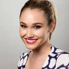 Abbe Barnes's Instagram, Twitter & Facebook