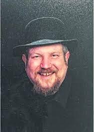 Gerald Lindstrom's Instagram, Twitter & Facebook