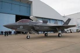 Insider was granted exclusive access to the air station in march, where we observed these pilots in training. Italien Wird Keine Weiteren F 35 Kaufen Aerobuzz De